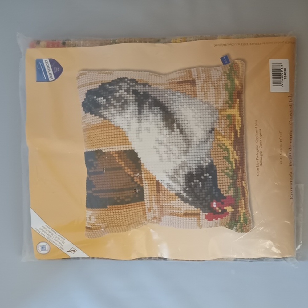 Vervaco- stamped cross stitch kit cushion Grey hen.
